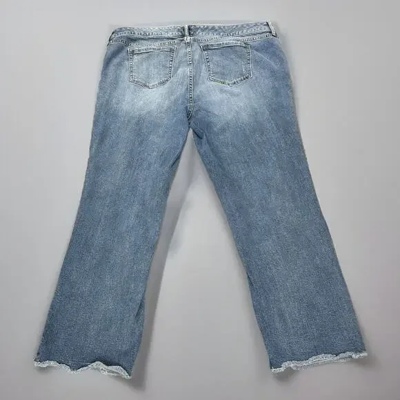 Torrid Jeans Women's 20 Blue Denim Distressed Stretch Raw Hem Measures 39x26 - Picture 2 of 14